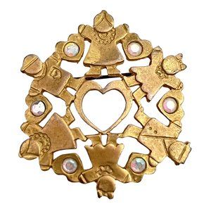 vtg NEWPRO Holding Our Hearts cutout brooch